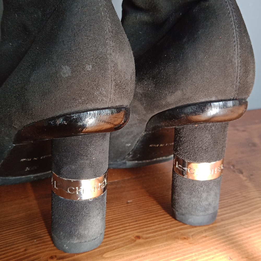 CHANEL suede long boots - Picture 7 of 16